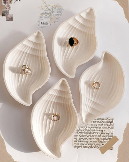 Coastal Conch Tray